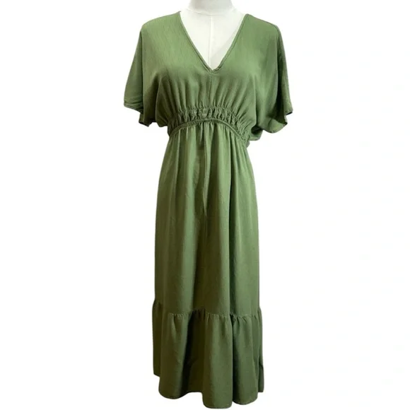 Hering Green Smocked V Neck Maxi Dress Size Medium Short Sleeve Prairie Cottage - Picture 1 of 11
